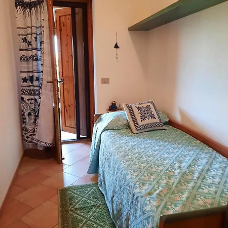 Appartamento Stintino, Pressi La Pelosa Con Giardino